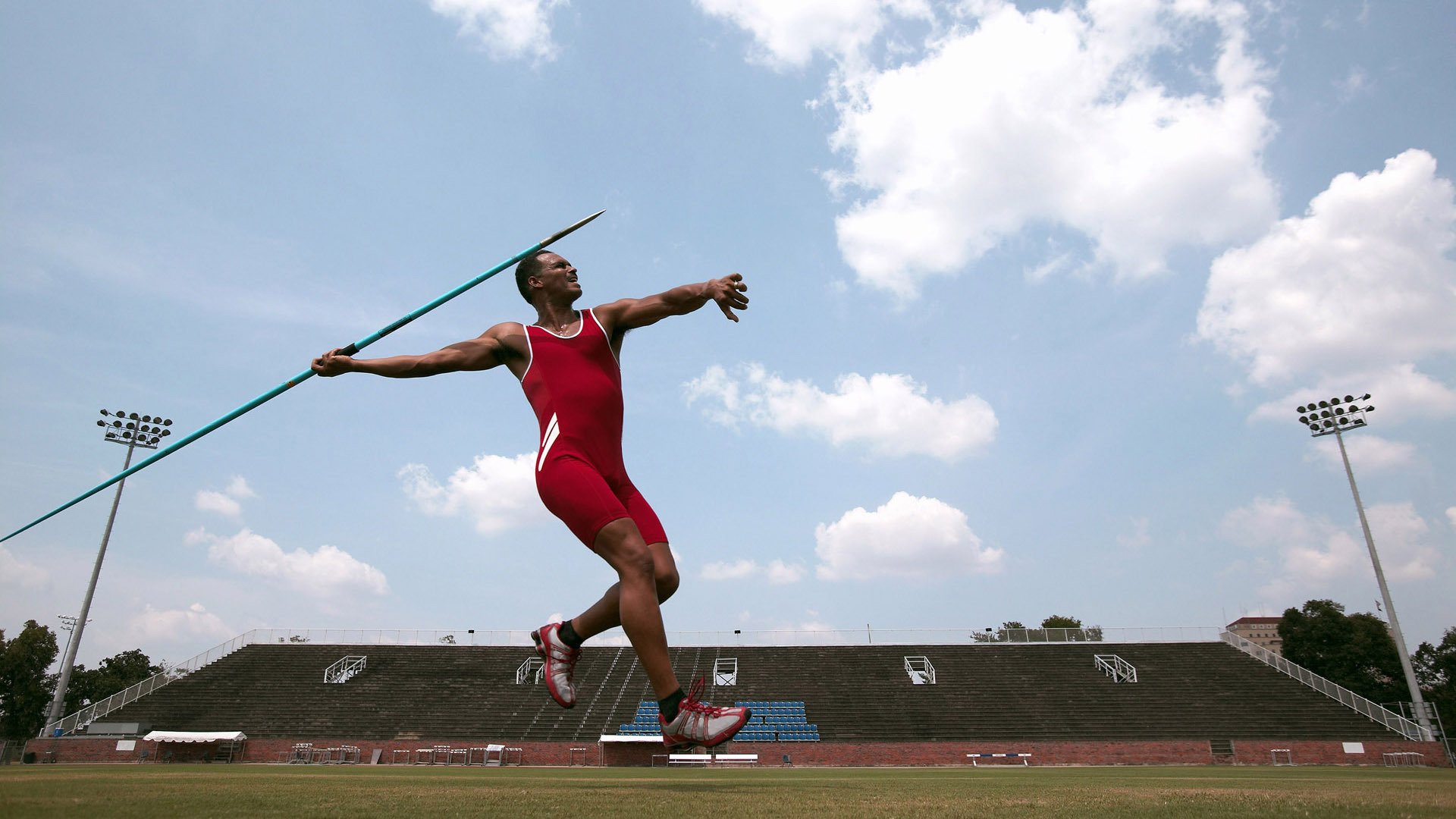 城市社区健身服务体系一体化建设模式研究,社区健身中心建设标准