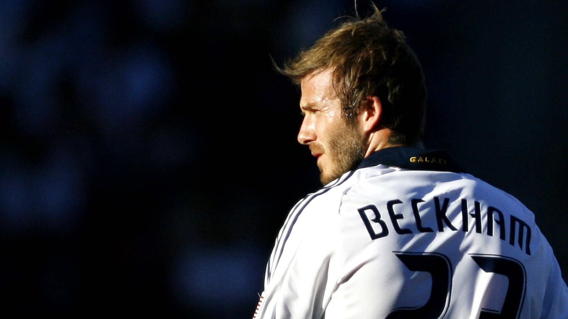 国足球员状态调整明显提升,国足人员调整